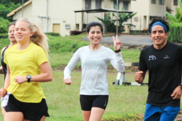 runners at Tambach Track